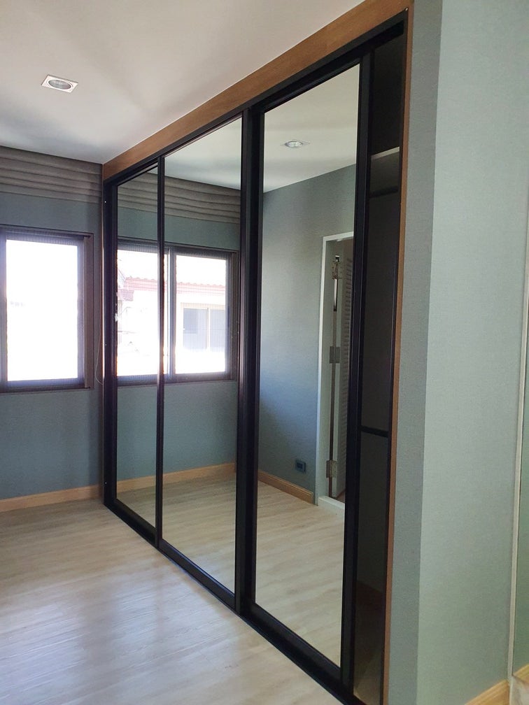 House Modern Luxury - ยศนนท์ - ศรีเจริญวิลล่า - เทพารักษ์, อำเภอเมืองสมุทรปราการ, สมุทรปราการ