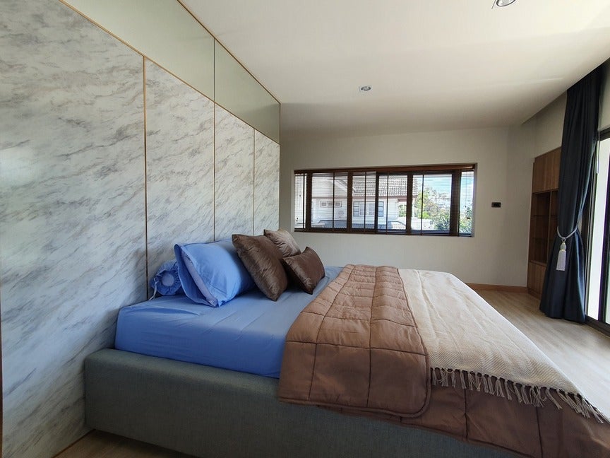 House Modern Luxury - ยศนนท์ - ศรีเจริญวิลล่า - เทพารักษ์, อำเภอเมืองสมุทรปราการ, สมุทรปราการ