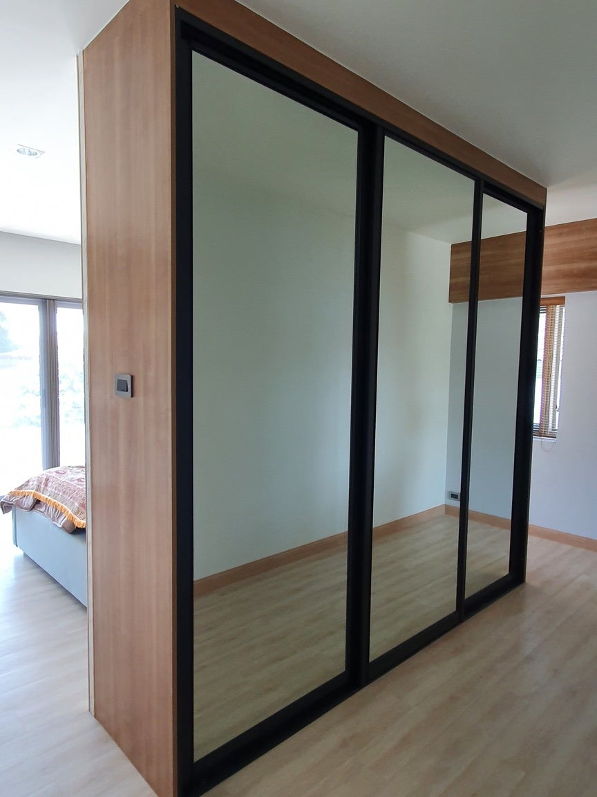 House Modern Luxury - ยศนนท์ - ศรีเจริญวิลล่า - เทพารักษ์, อำเภอเมืองสมุทรปราการ, สมุทรปราการ