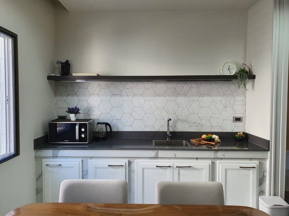 House Modern Luxury - ยศนนท์ - ศรีเจริญวิลล่า - เทพารักษ์, อำเภอเมืองสมุทรปราการ, สมุทรปราการ