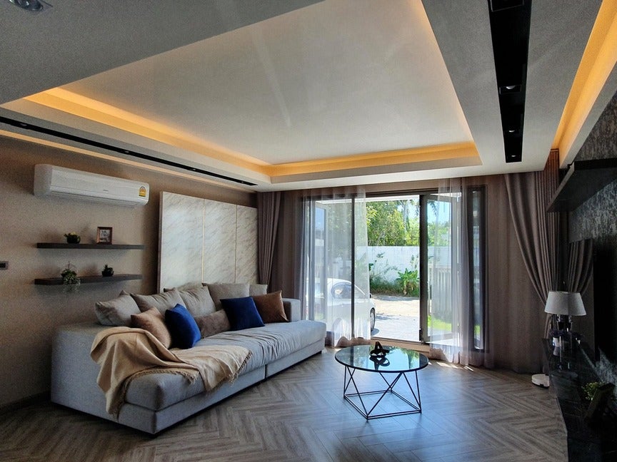 House Modern Luxury - ยศนนท์ - ศรีเจริญวิลล่า - เทพารักษ์, อำเภอเมืองสมุทรปราการ, สมุทรปราการ