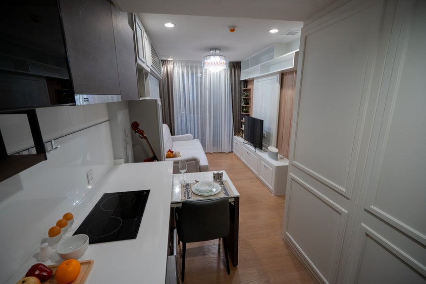 Condo Modern Luxury - รุ่งสรวง - สวนบัวเรสซิเดนซ์ - สามเสนใน, เขตพญาไท, กรุงเทพมหานคร