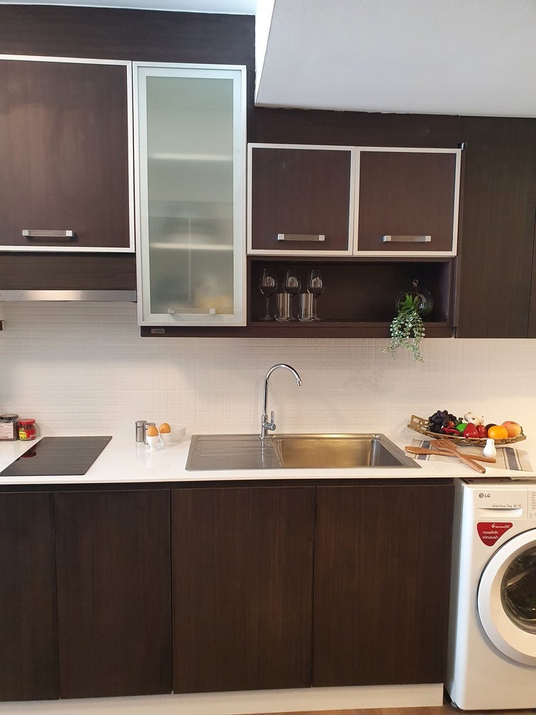 Kitchen - จตุร์วิทย์ - ศุภาลัยเอสเซ้นส์ ลาดพร้าว - คลองจั่น, เขตบางกะปิ, กรุงเทพมหานคร