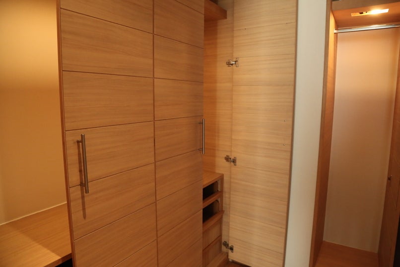 Walk in Closet - ชลธิชา - ดิ เอ็มไพร์ เพลซ - ยานนาวา, เขตสาทร, กรุงเทพมหานคร