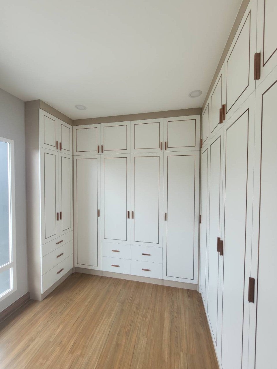 Walk in Closet - การุณย์ - CENTRO Rama 9 - คลองสองต้นนุ่น, เขตลาดกระบัง, กรุงเทพมหานคร